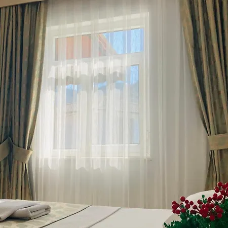 Bybassios Bed & Breakfast 3*